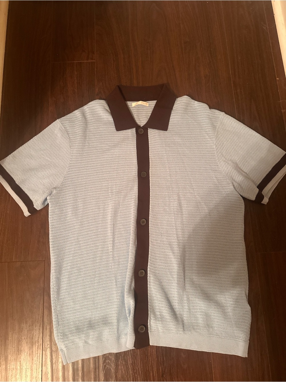 Zara Light Blue Short Sleeve Button-Front Shirt with Dark Brown Trim